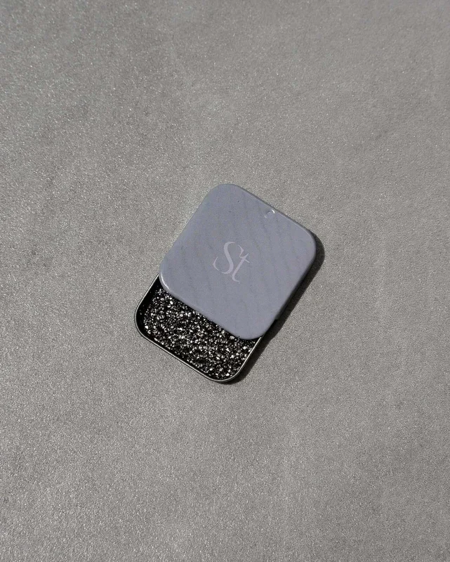 1/2 Brush Cleaning Tile