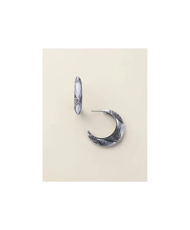 Boho Wanderer Hoop Earrings”,”productNameSlug”:”bohowandererhoopearrings”,”averageRating”:0,”repDeliveryIndicator”:1,”directDeliveryIndicator”:1,”hazmatIndicator”:0,”prop65Indicator”:0,”reviewCount”:0,”thqty”:10,”caption”:null,”seoTitle”:”Boho Wanderer Hoop Earrings Avon