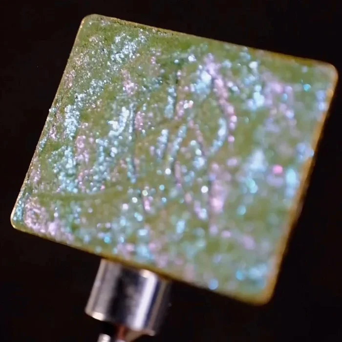 Celadon | Glitter Multichrome Eyeshadow