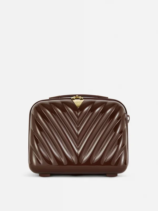 Chocolate It Luggage HardShell Chevron Vanity Penneys