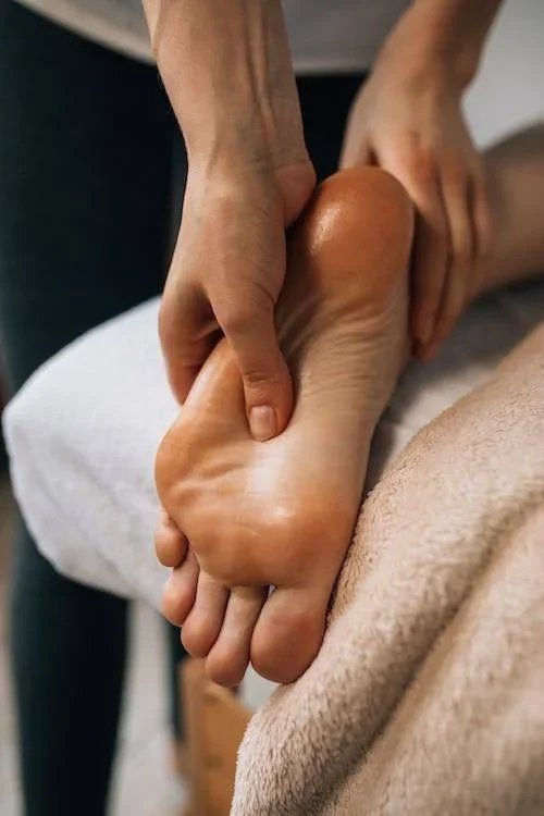 Why perform a lymphatic drainage?